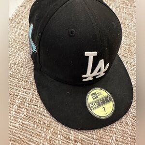 LA Dodgers hat size 7